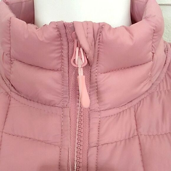 Reebok NWT Women's Glacier Shield Packable Pink  Puffer Jacket. Size Medium - Picture 3 of 16